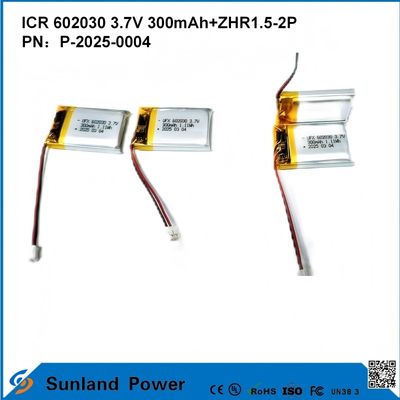 602030 3.7V 300mAh + ZHR1.5-2P Batarya Ultra İnce Tasarımdan Çeşitli Küçük Akıllı Cihazlar için Esnek Uyumluluk Bluetooth Kulaklıkları Giyilebilir Cihazlar Ve Taşınabilir Tıbbi Ekipmanlar