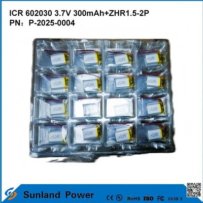 602030 3.7V 300mAh + ZHR1.5-2P Batarya Ultra İnce Tasarımdan Çeşitli Küçük Akıllı Cihazlar için Esnek Uyumluluk Bluetooth Kulaklıkları Giyilebilir Cihazlar Ve Taşınabilir Tıbbi Ekipmanlar