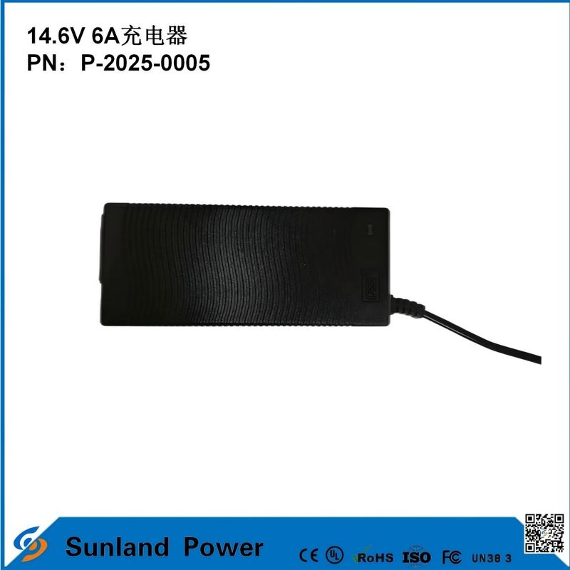 14.6V 6A şarj cihazı, 12.8V/14.4V Lityum Demir Fosfat (LiFePO4) ile uyumludur.