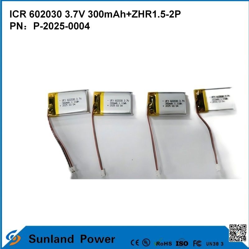602030 3.7V 300mAh + ZHR1.5-2P Batarya Ultra İnce Tasarımdan Çeşitli Küçük Akıllı Cihazlar için Esnek Uyumluluk Bluetooth Kulaklıkları Giyilebilir Cihazlar Ve Taşınabilir Tıbbi Ekipmanlar